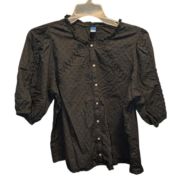 Old Navy Tops - Old Navy Woman's Eyelet Blouse Size XL